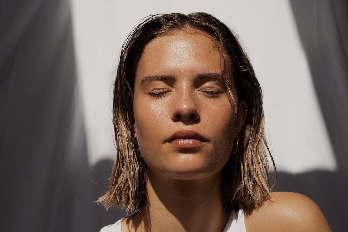 Antioxidants and protection against photoaging